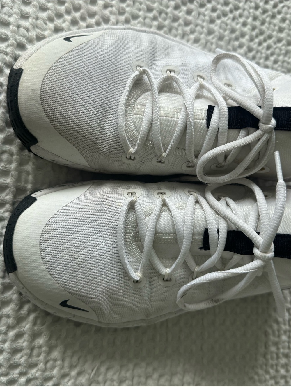 Nike Kids White and Black Low-Top Sneakers